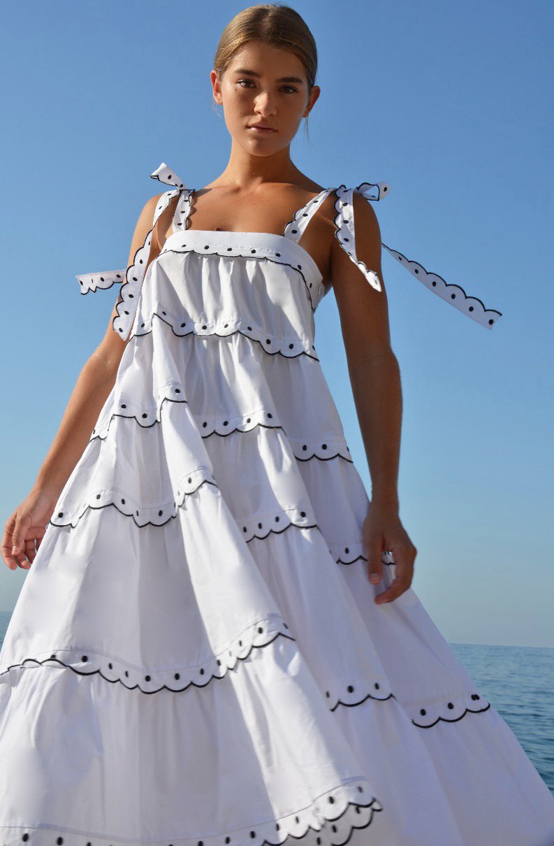 EMILY TEIRED SCALLOP MAXI DRESS