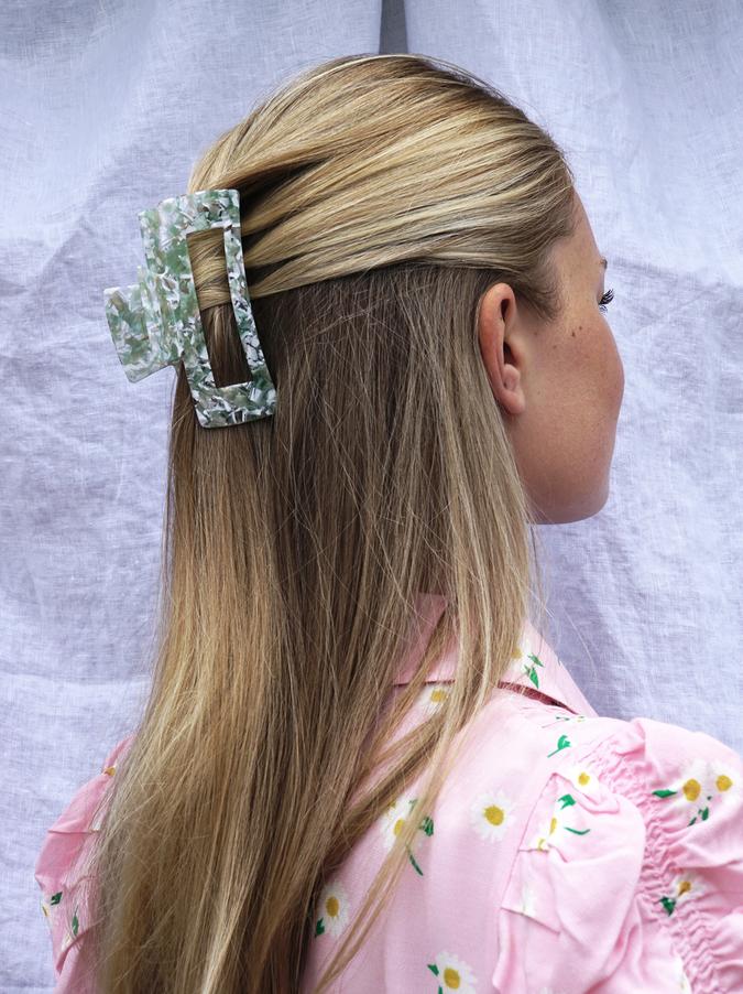 HAIR CLIP - MINT MARBLE